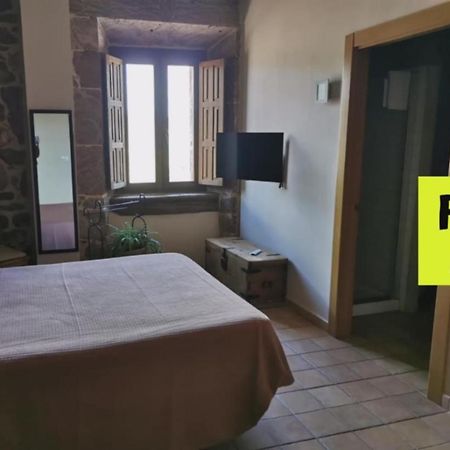 Hostal Rural Ioar Sorlada Ngoại thất bức ảnh