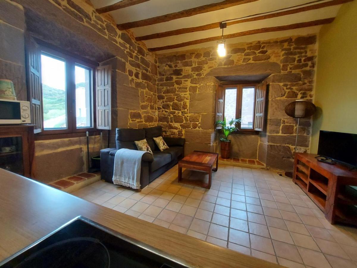 Hostal Rural Ioar Sorlada Ngoại thất bức ảnh
