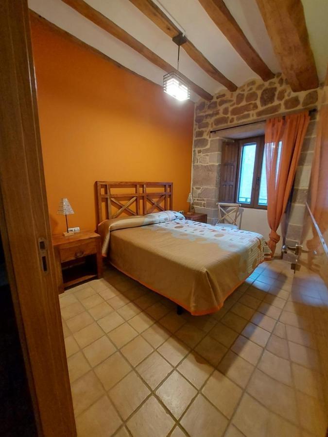 Hostal Rural Ioar Sorlada Ngoại thất bức ảnh