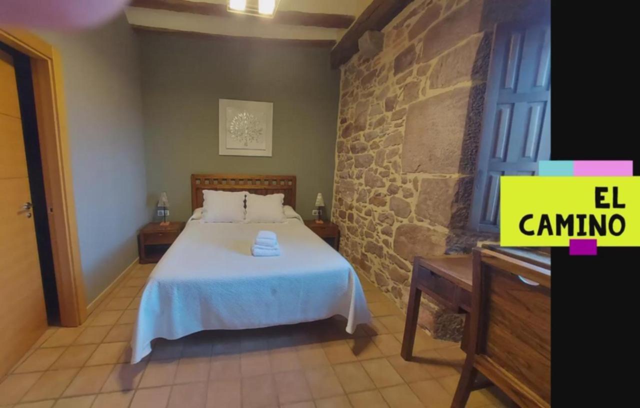 Hostal Rural Ioar Sorlada Ngoại thất bức ảnh